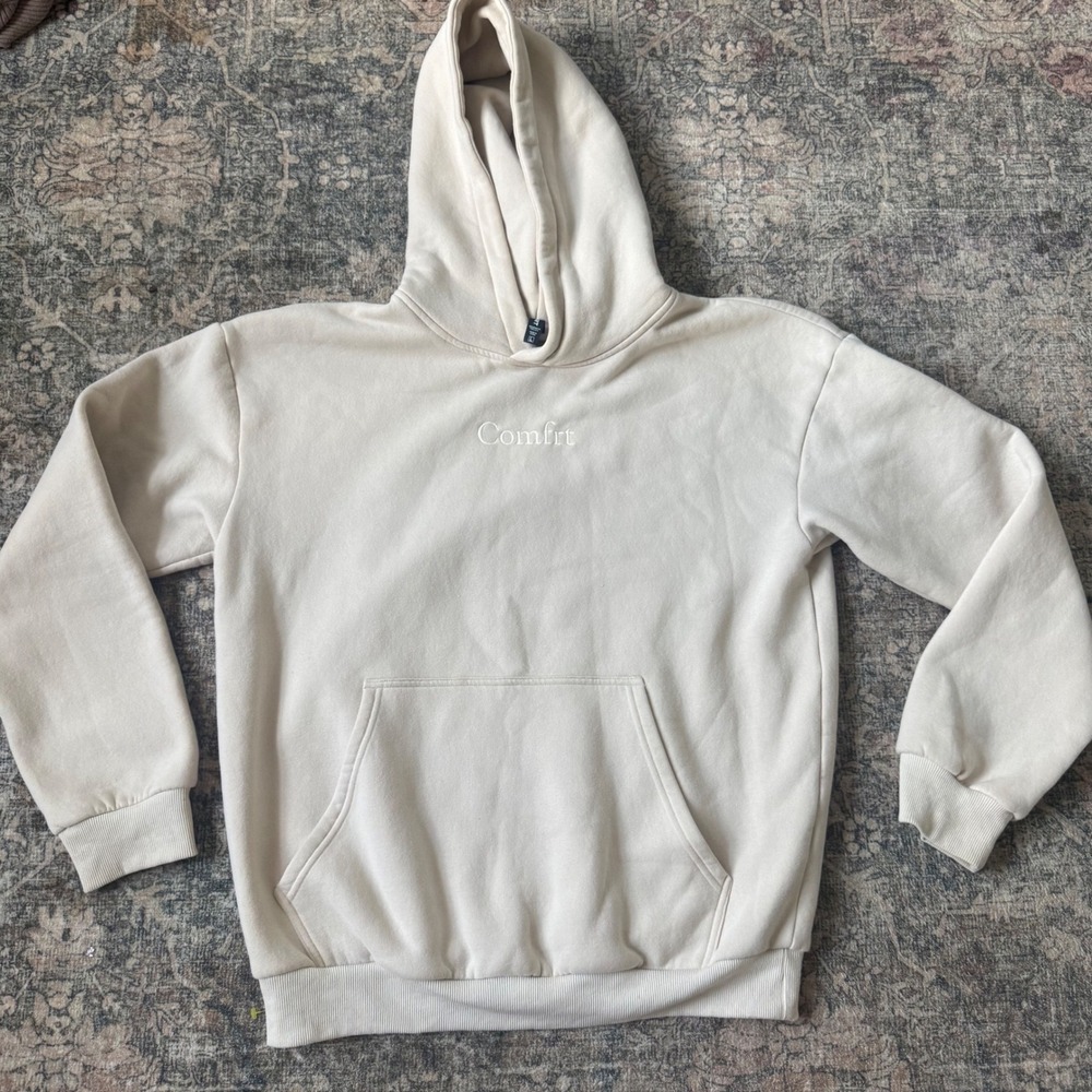 Comfrt Signature Hoodie Cream Beige Embroidered Fleece Sweatshirt Large